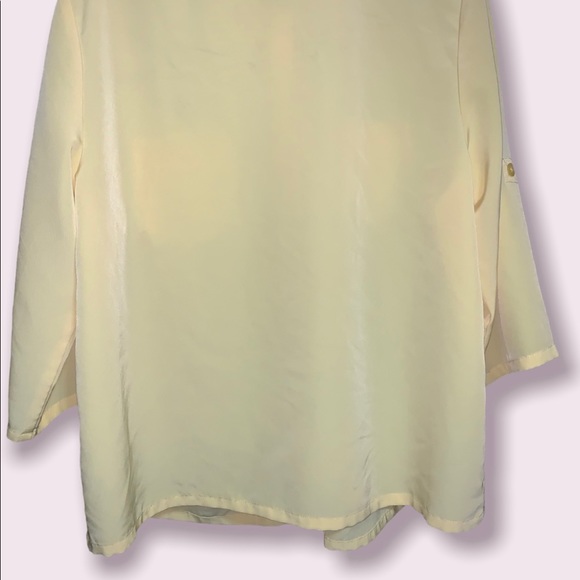 Bright yellow Susan Graver button down blouse (size L) - Picture 4 of 11
